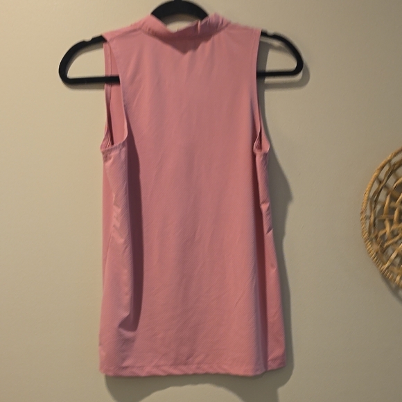 Elegant Pink Sleeveless Tank Top - Picture 3 of 3